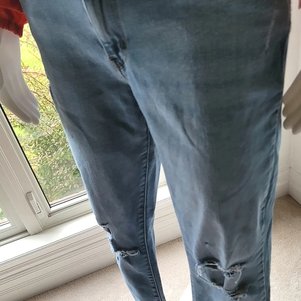 Levi's 711 Skinny Women's Ripped Denim Jeans Size 31 - Picture 6 of 14